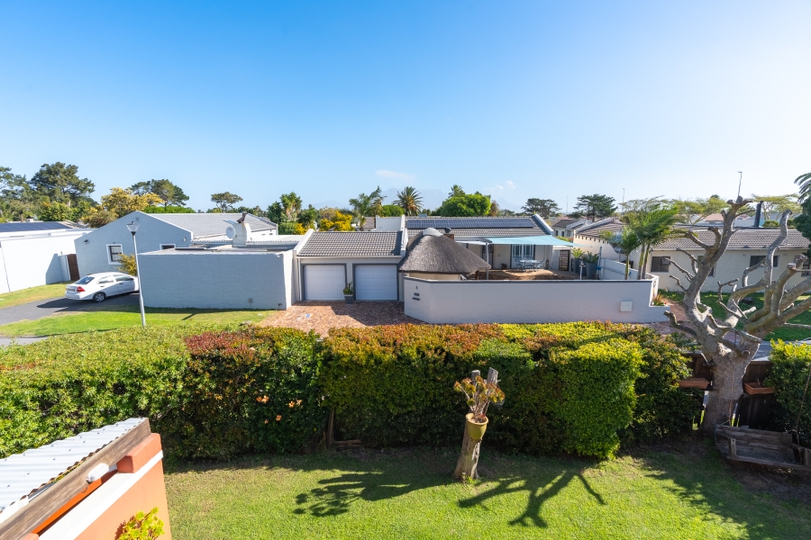 4 Bedroom Property for Sale in Edgemead Western Cape